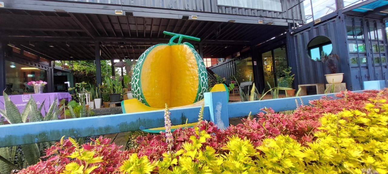 Kipbox Hotel Trang Exterior foto