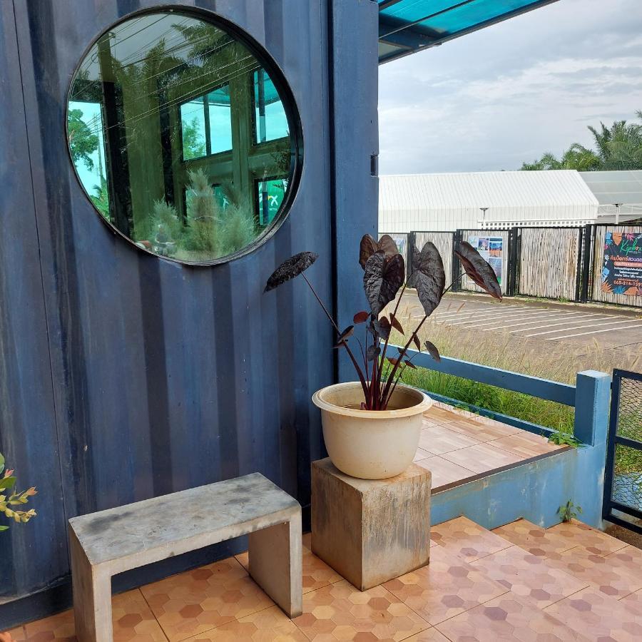 Kipbox Hotel Trang Exterior foto
