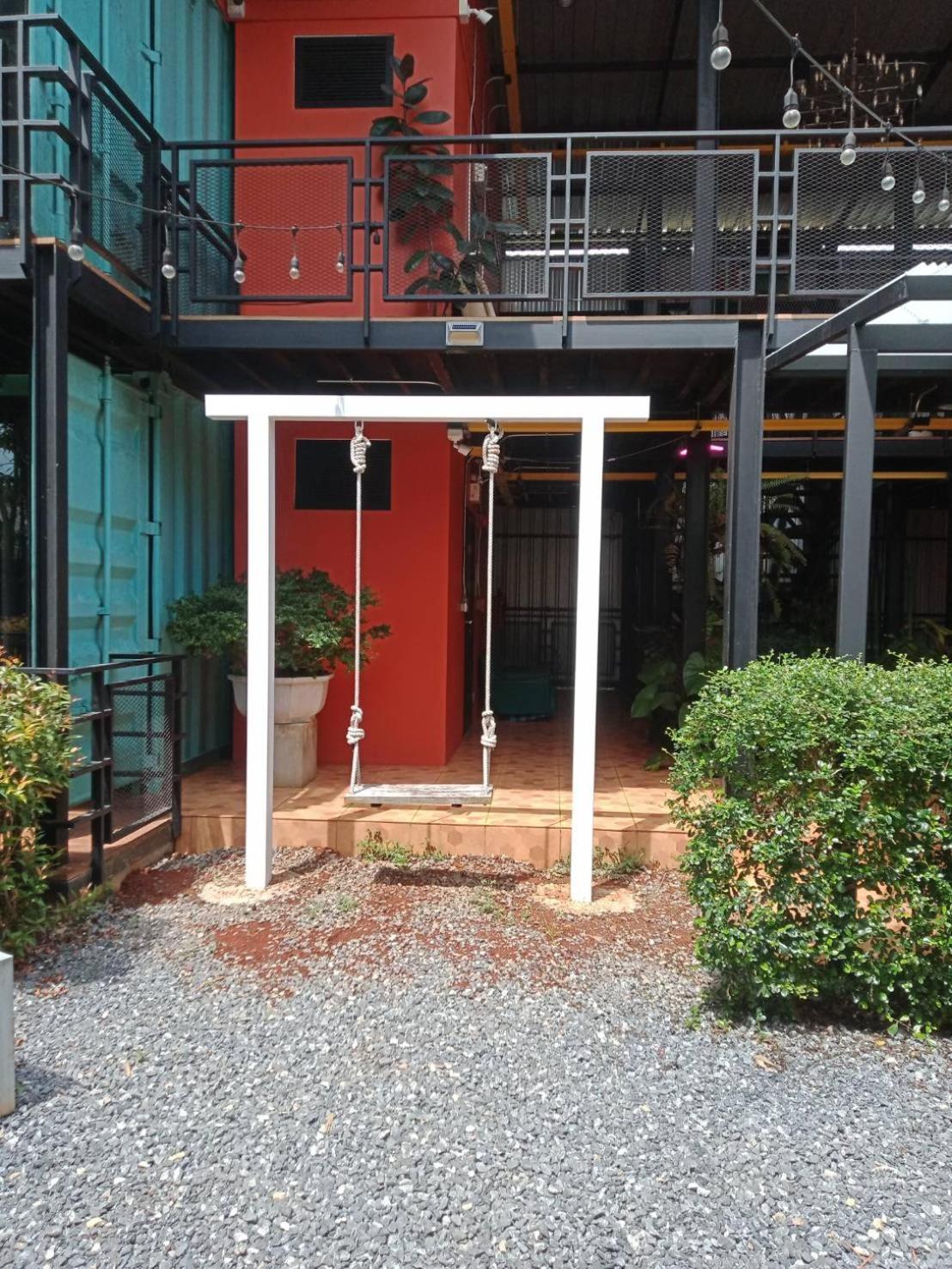 Kipbox Hotel Trang Exterior foto